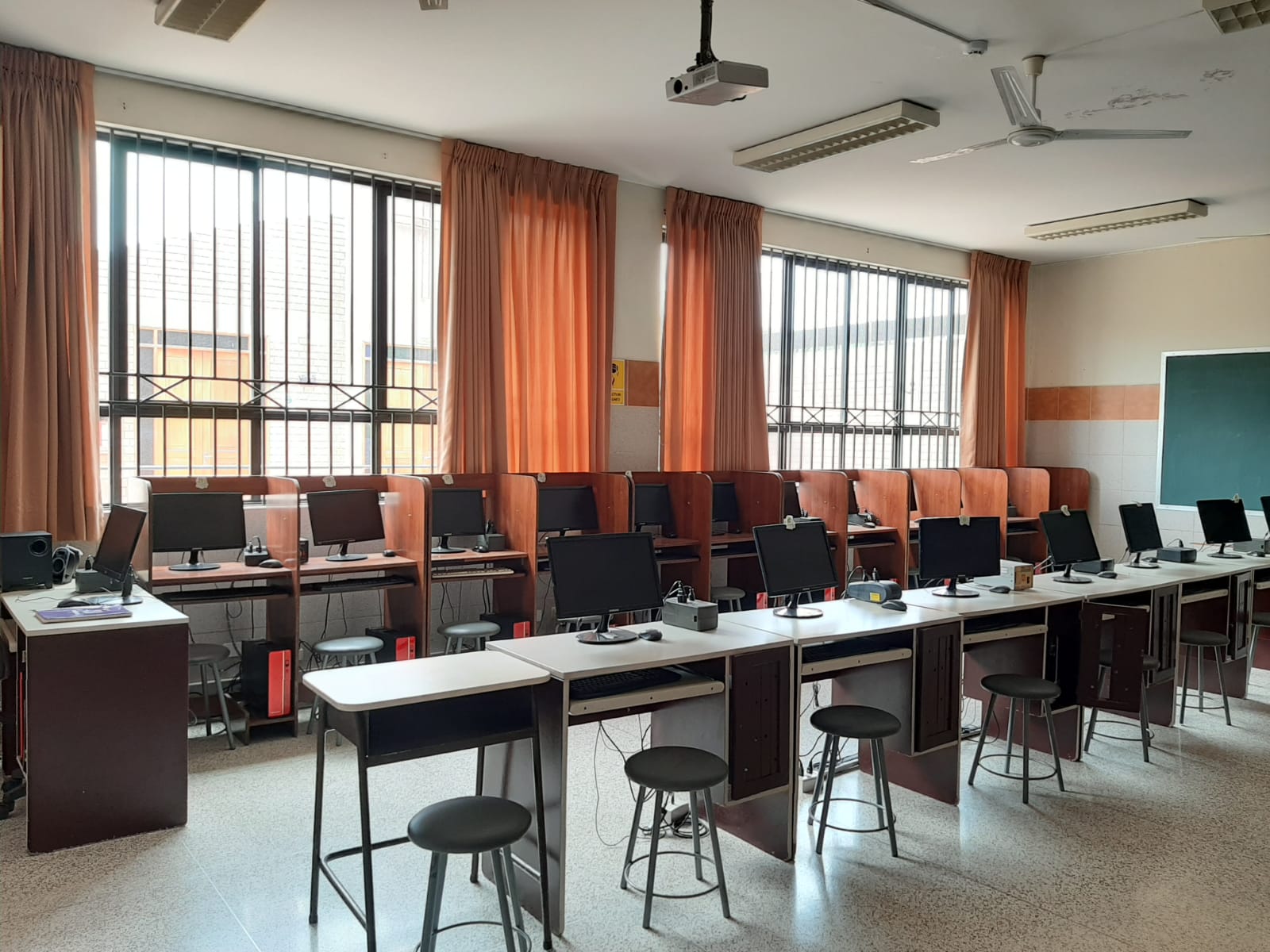 Laboratorio de informática - Primaria